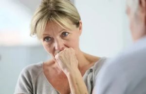 При климаксе может повышаться внутричерепное давление
