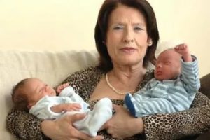 Может ли забеременеть женщина после климакса в 55 лет женщине