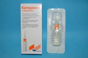 Введение препарата катеджель в полость матки