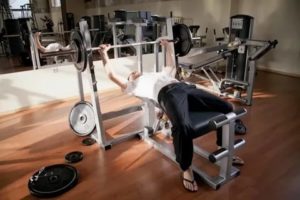 Можно ли при эндометриозе заниматься в тренажерном зале