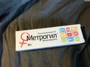 Вагинальный метрогил гель антибиотик или нет